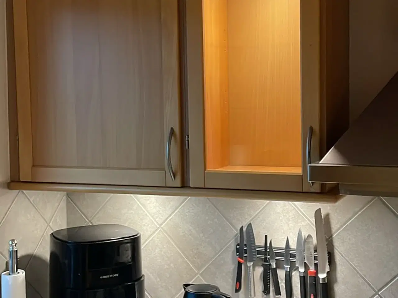 Billede 2 - Køkken overskabe