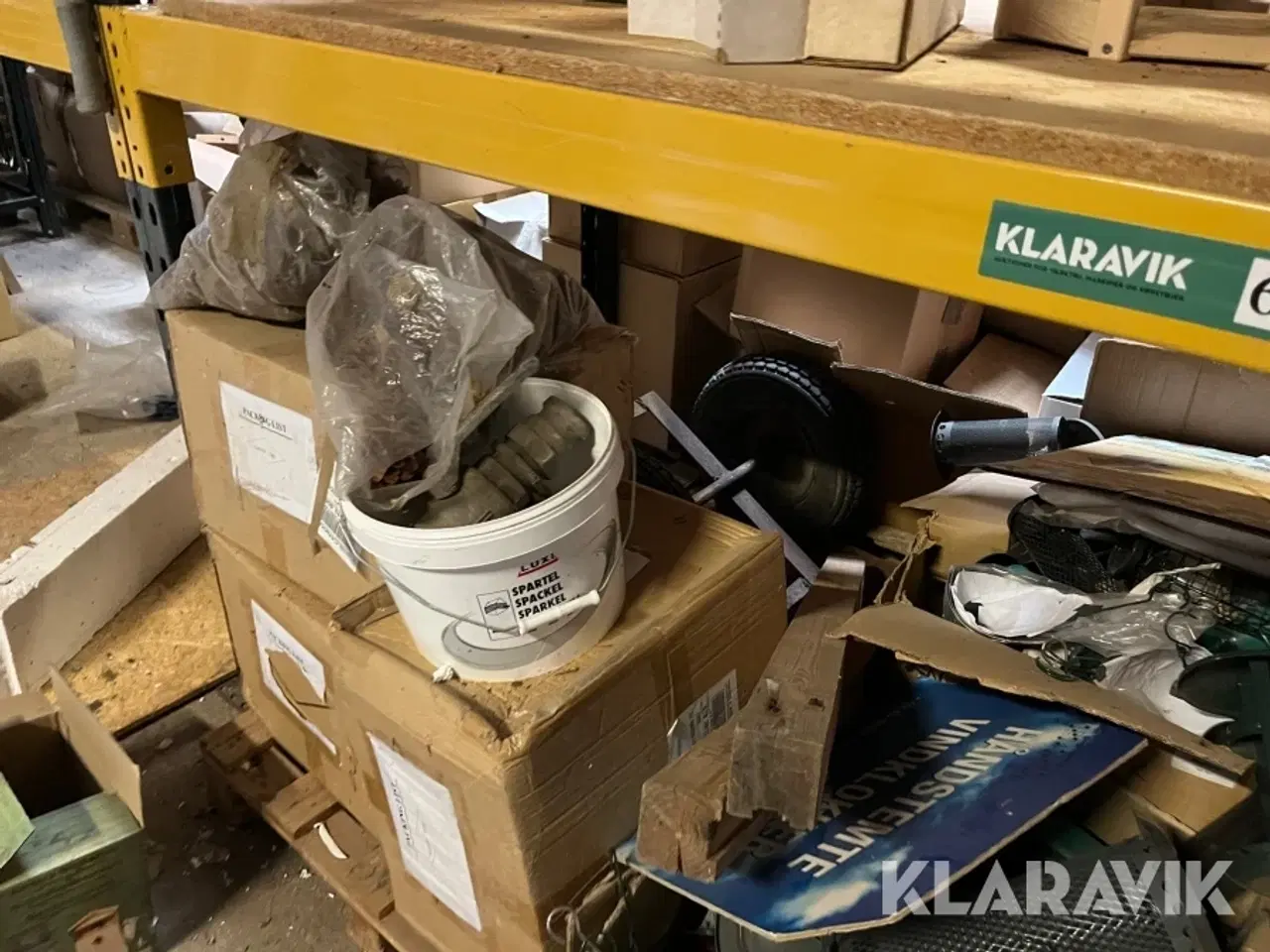 Billede 8 - Reol system med blandet tilbehør.