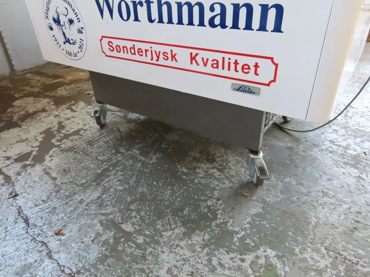 Billede 2 - Displaykøledesk på hjul KOXKA