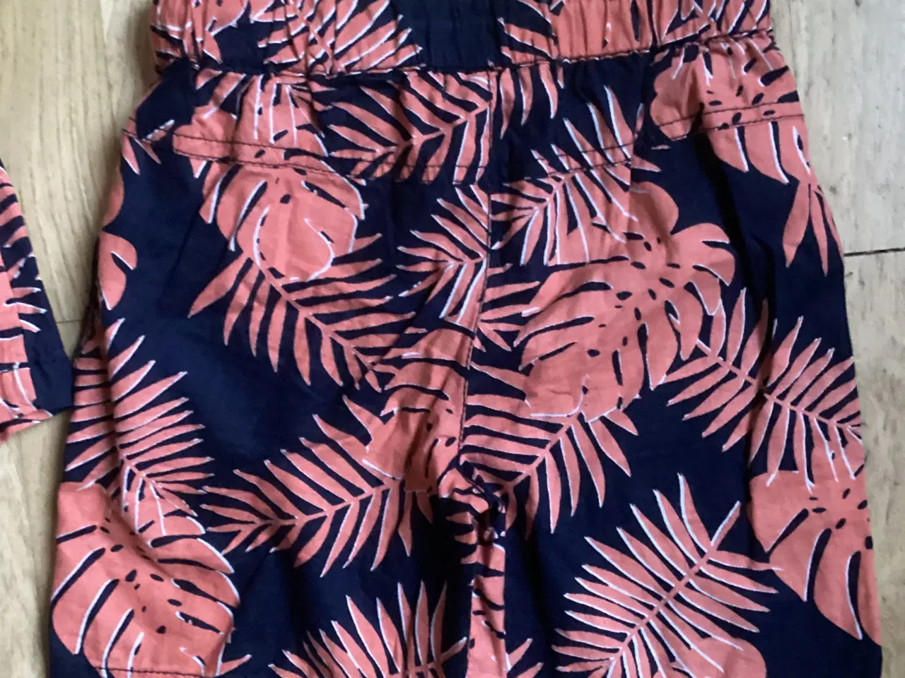 Billede 7 - Shortssæt med skjorte og shorts