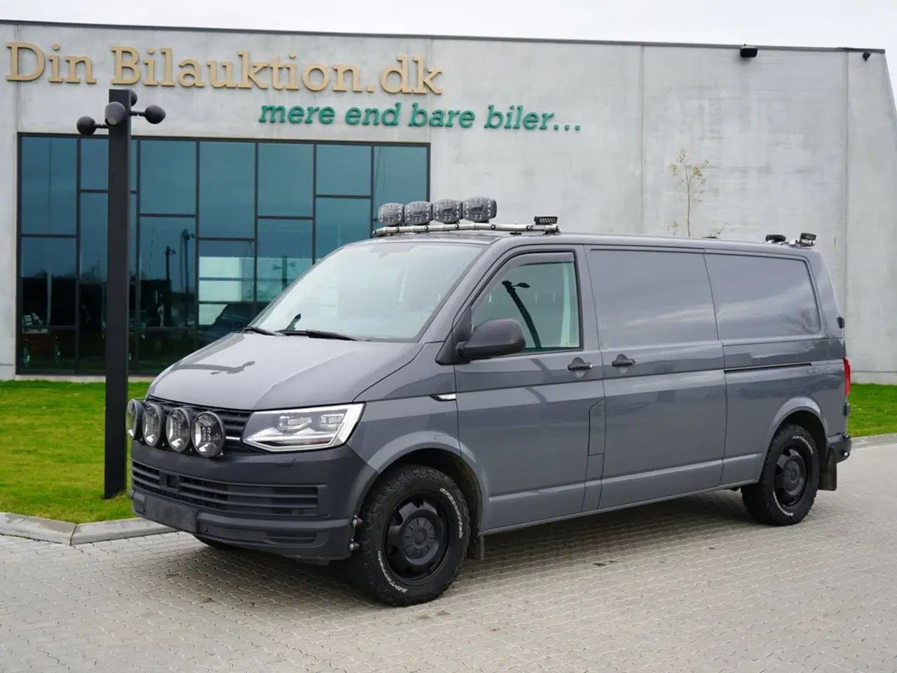 Billede 1 - VOLKSWAGEN TRANSPORTER 2.0 TDI 204 KASSEVOGN LANG