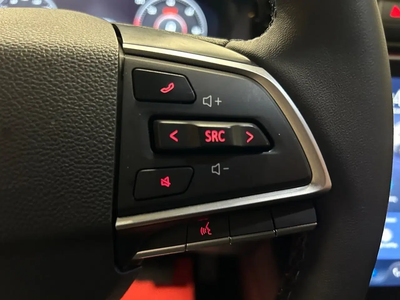 Billede 15 - Maxus Euniq6 70 