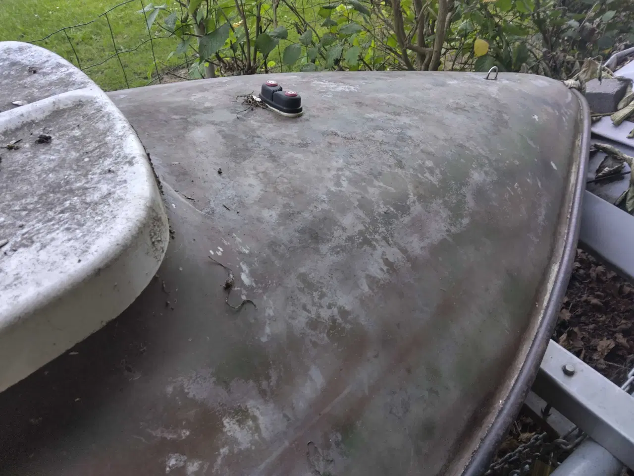 Billede 7 - Randers Jagt Bobbel med låg Motor beslag Camo Net