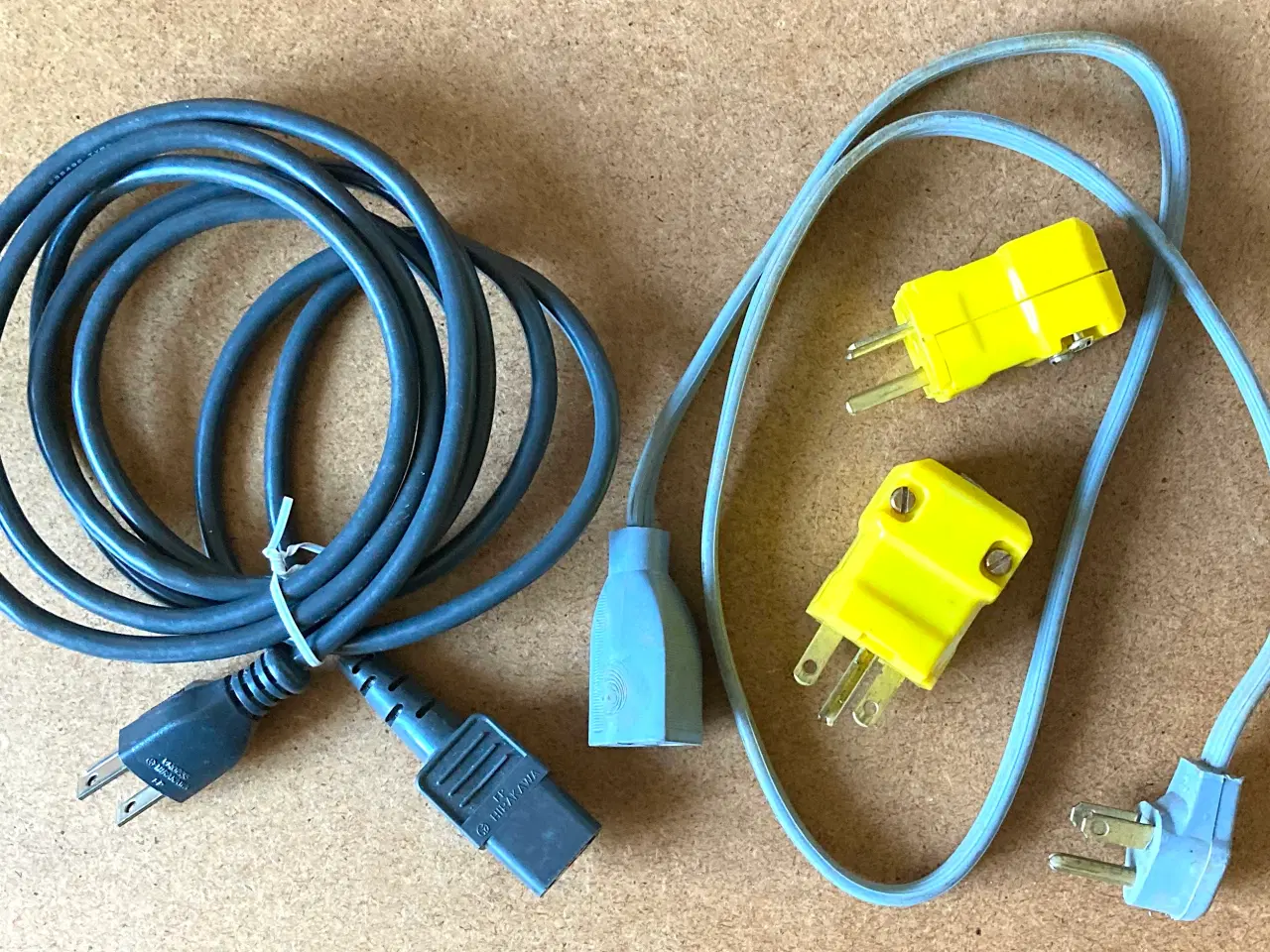 Billede 2 - UK- og US-netstik