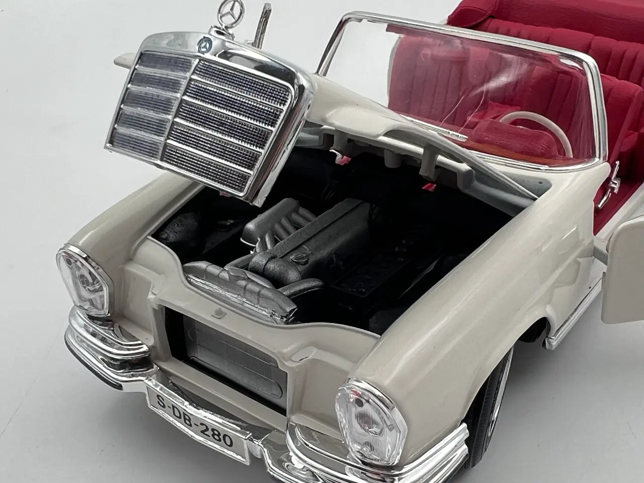 Billede 6 - 1966 Mercedes-Benz 280SE Cabriolet 1:18