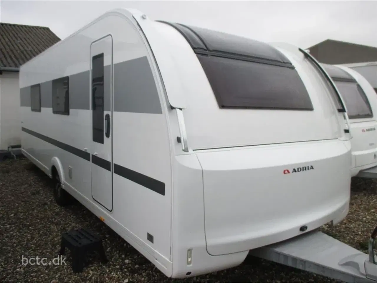 Billede 1 - 2022 - Adria Alpina 663 HT Alde Centralvarme