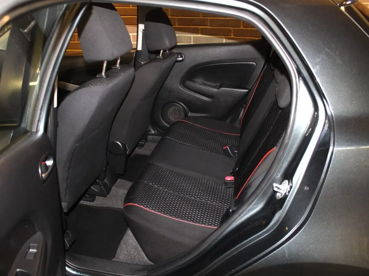 Billede 5 - Mazda 2 1,3 Takara Edition