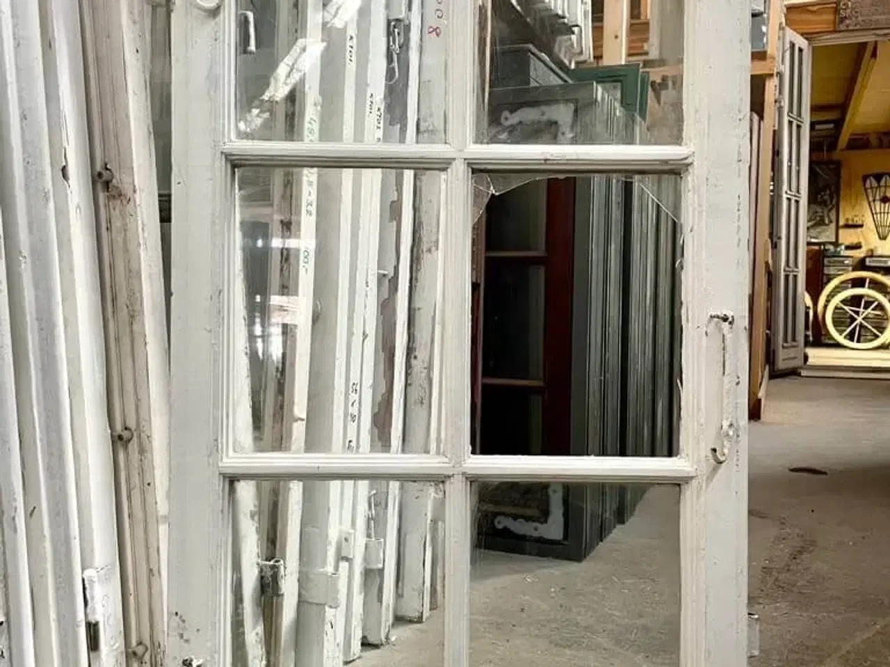 Billede 2 - Klassisk, lille 6-ruders vinduesramme