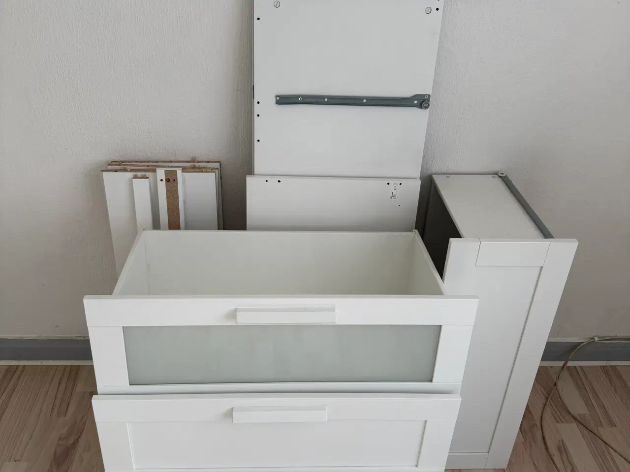Billede 2 - Brimnes kommode fra IKEA 
