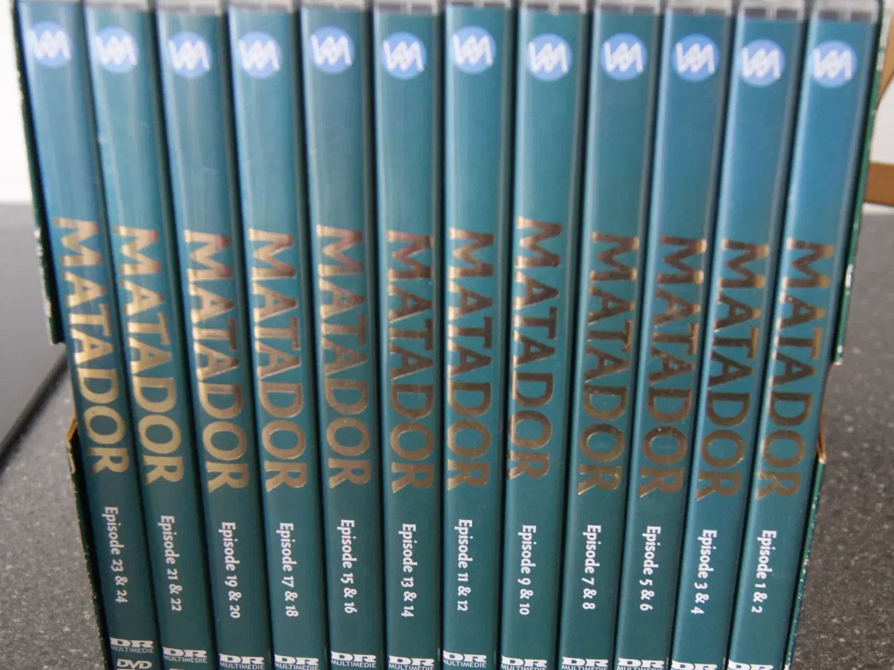 Billede 1 - Matador serien alle 12-disc samlet i boks sælges