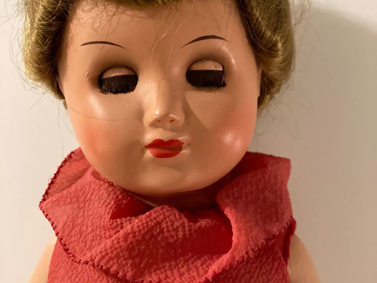 Billede 2 - Gammel dukke fra 50'erne