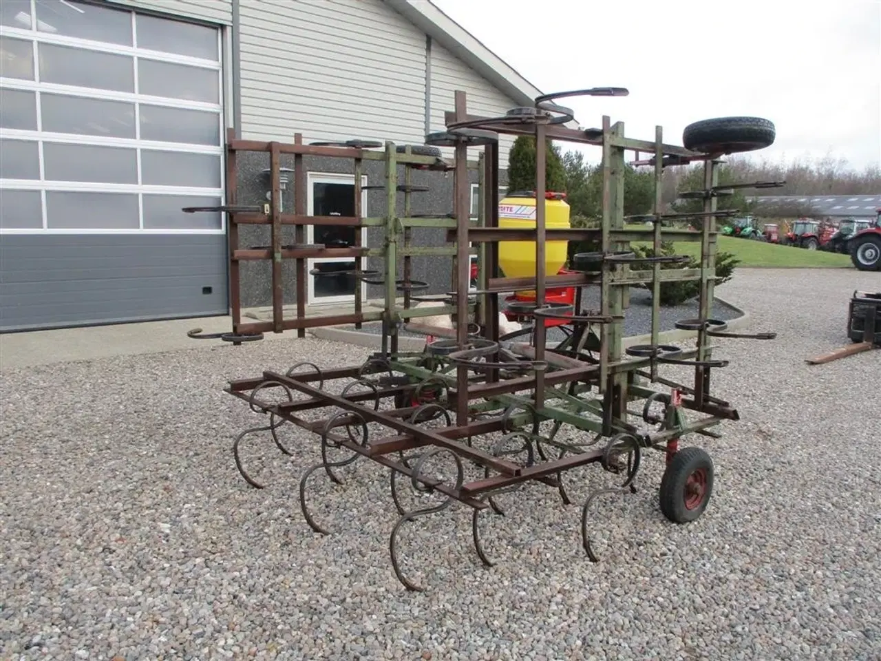 Billede 5 - Befa SÅBEDSHARVE Med Martofte efterafgrødespreder