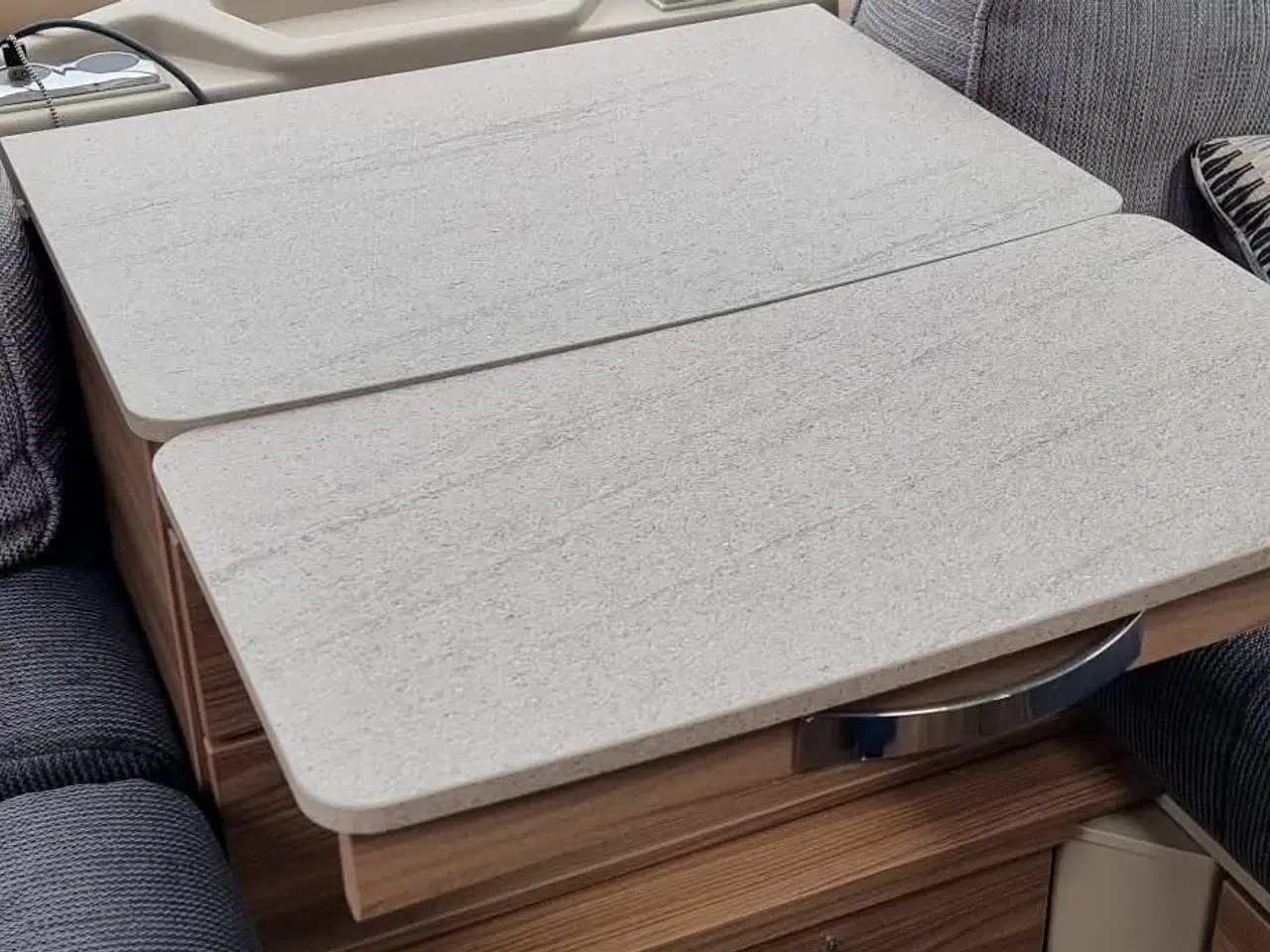 Billede 6 - Let rejsevogn med markise og mover