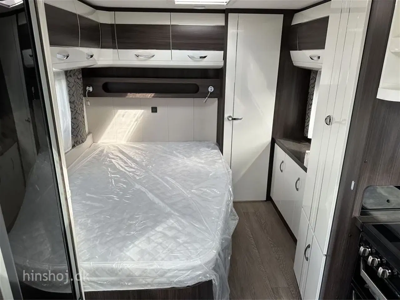 Billede 3 - 2025 - Hobby Prestige 560 WFU   Dejlig vogn med rundsidegruppe og franskseng fra Hinshøj Caravan A/S