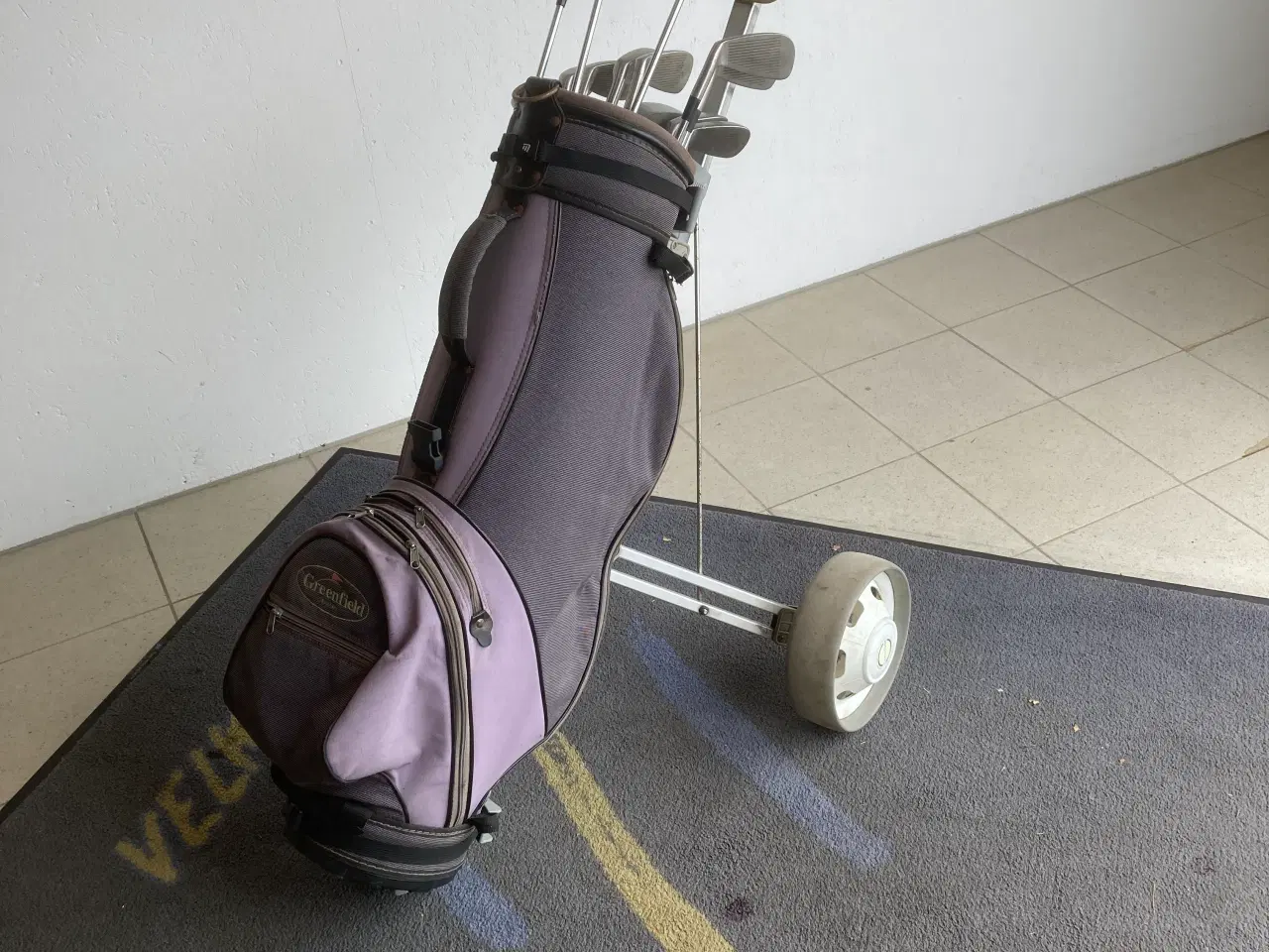 Billede 3 - Golfsæt Vogn,Bag,Køller/Jern + putter