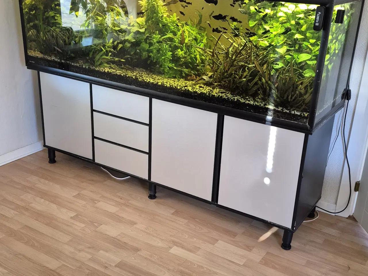 Billede 2 - 720 L akvarium