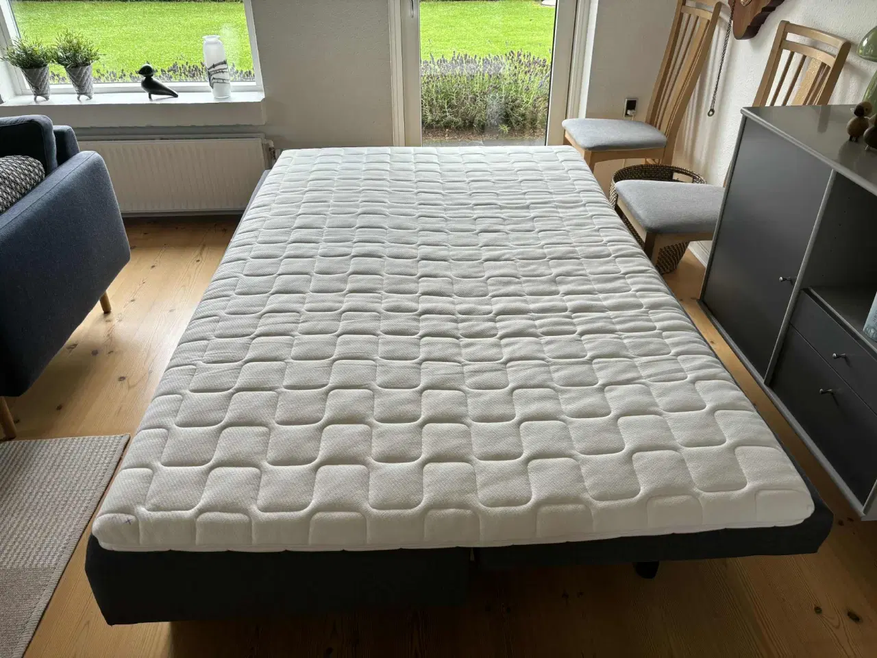 Billede 4 - Sovesofa inkl. topmadras