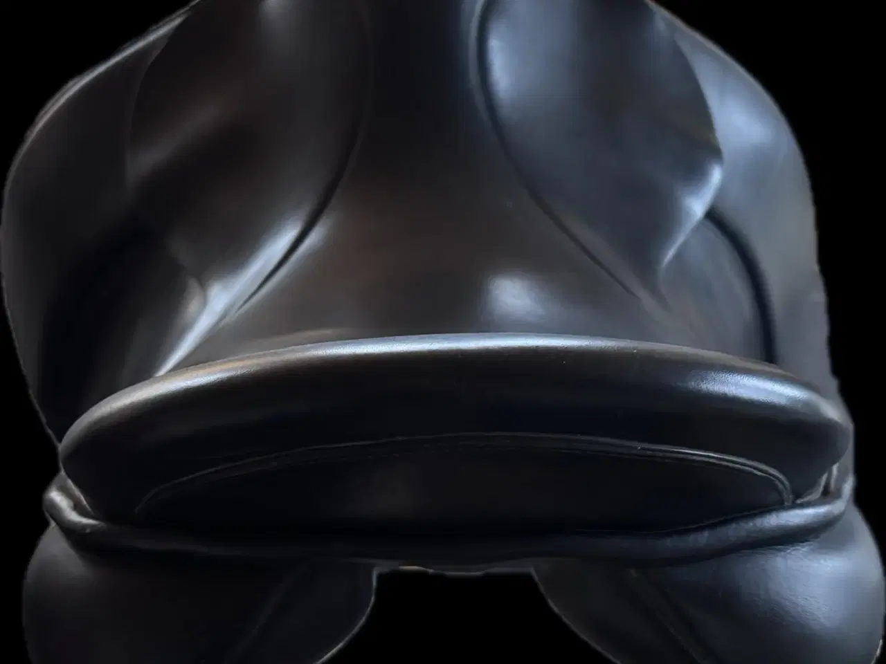 Billede 4 - Trainers Mariel Dressursadel 17”