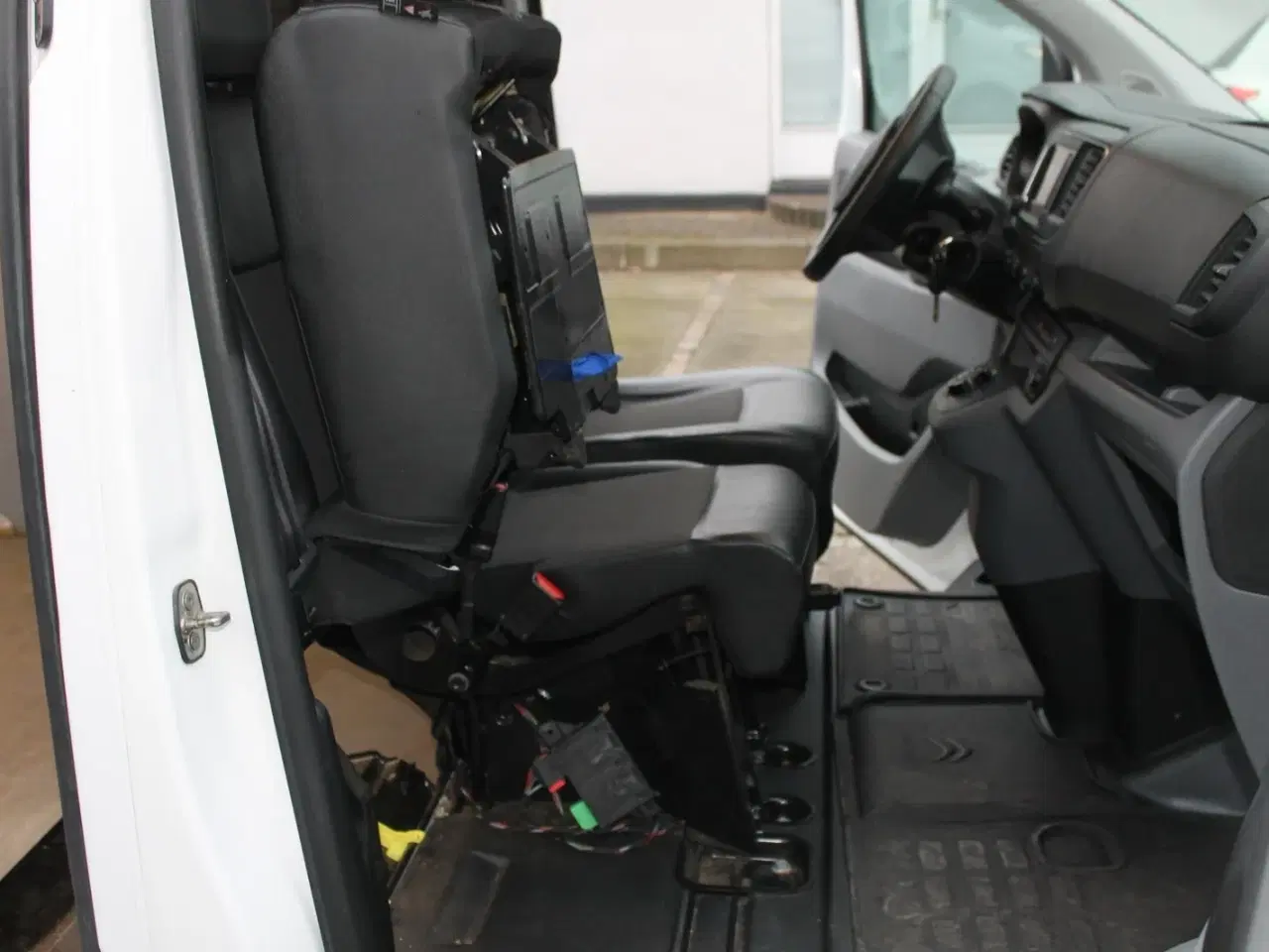 Billede 12 - Citroën Jumpy 2,0 BlueHDi 180 L3N2 EAT6