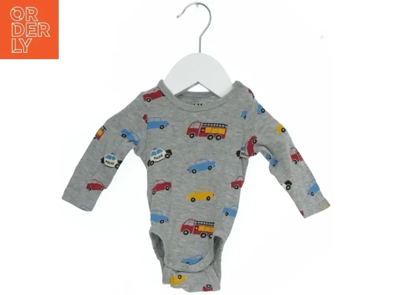 Billede 1 - Body med køretøjsprint fra H&M (str. 56)