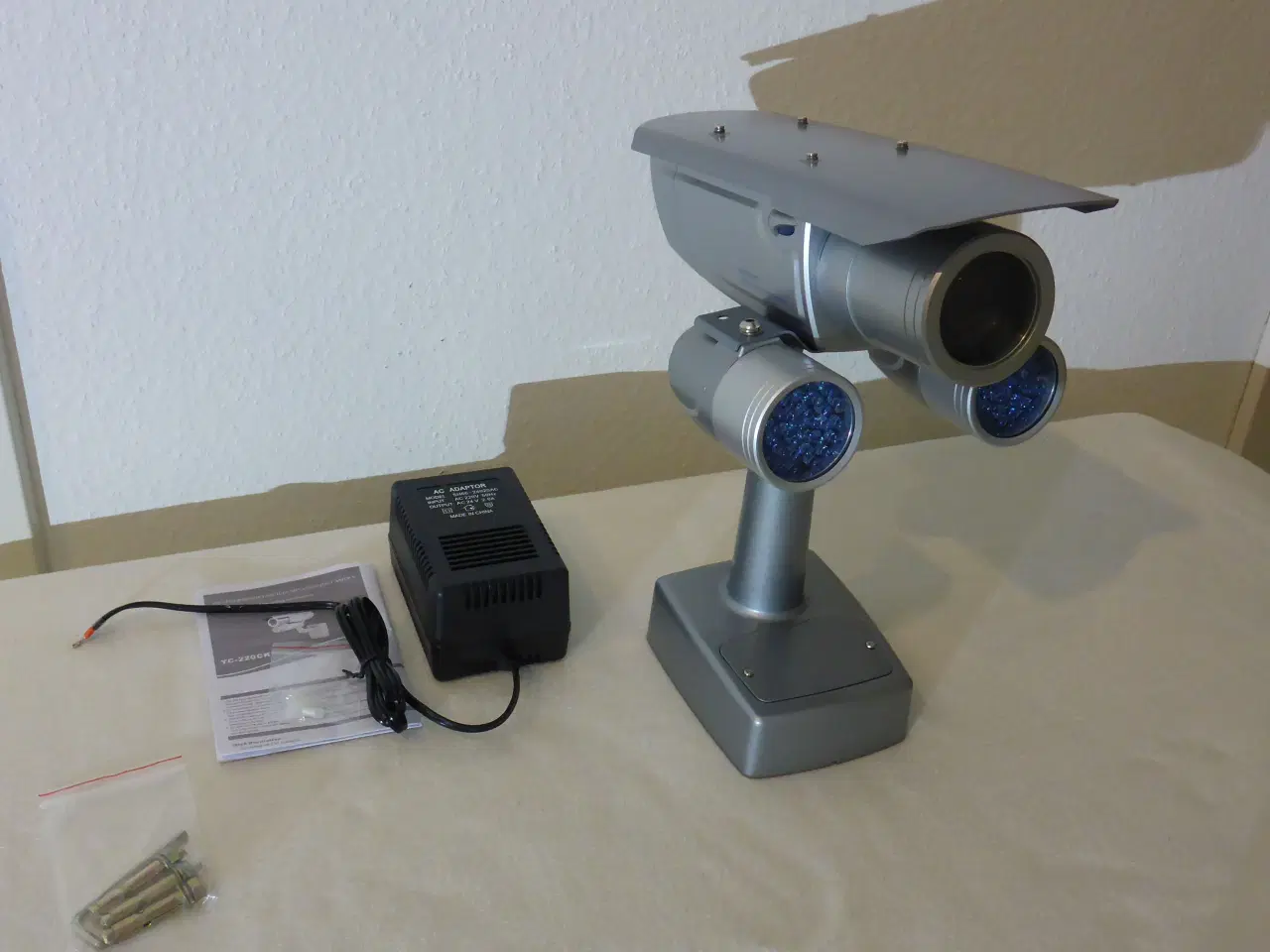 Billede 2 - Overvågning kamera med IR lys 100 meter