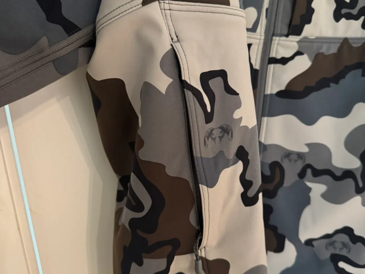 Billede 2 - Kuiu Guide jakke 2XL