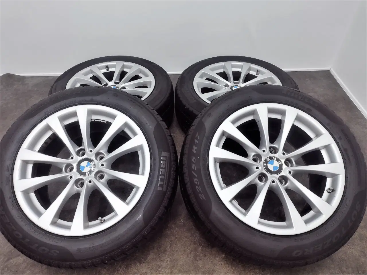 Billede 3 - 5x120 17" ET34 BMW Style-395 vintersæt Inkl. TPMS