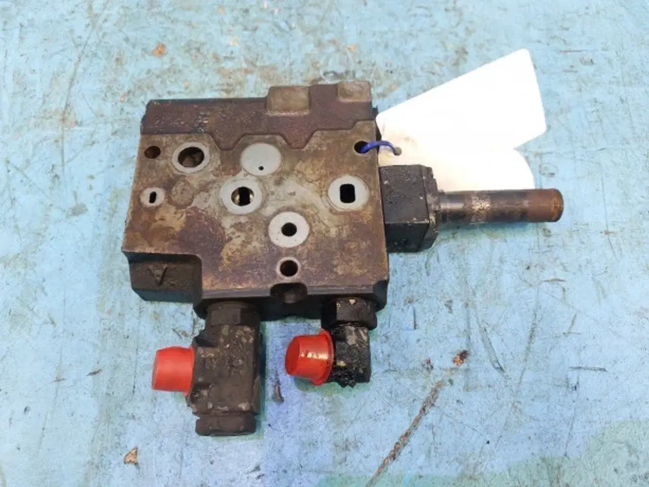 Billede 8 - New Holland CR9090 Hidraulikventil 86580299