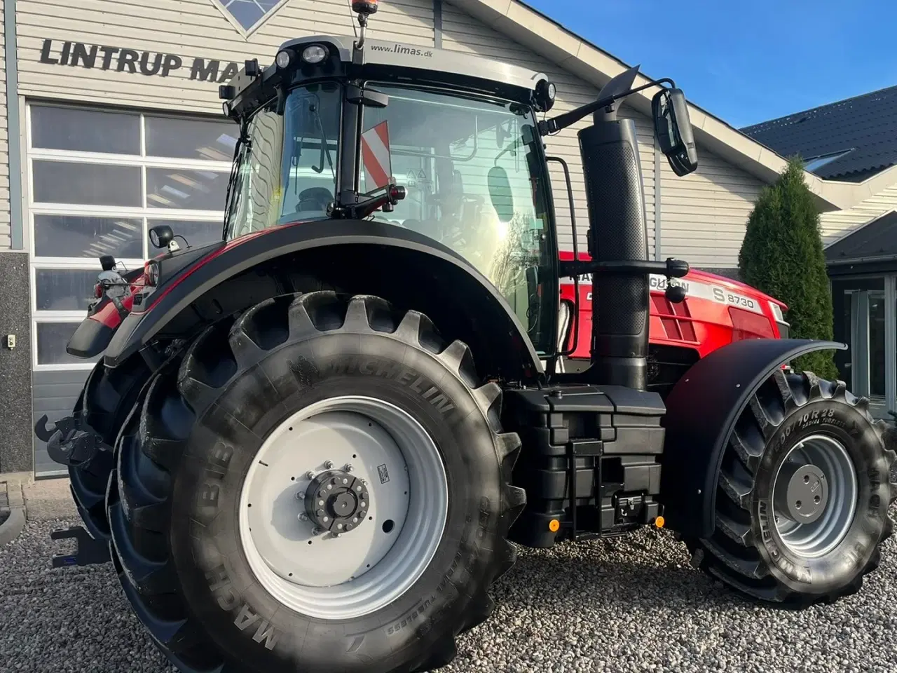 Billede 14 - Massey Ferguson 8730S Dyna VT Velholdt traktor