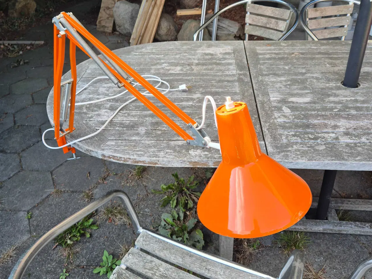 Billede 10 - Dejlig orange arkitektlampe i solidt dansk design 