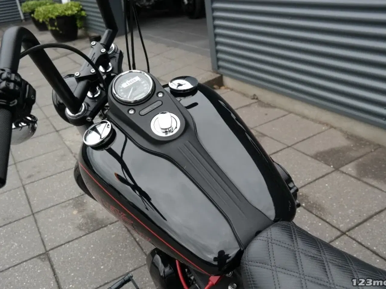 Billede 21 - Harley-Davidson FXDB Street Bob MC-SYD       BYTTER GERNE