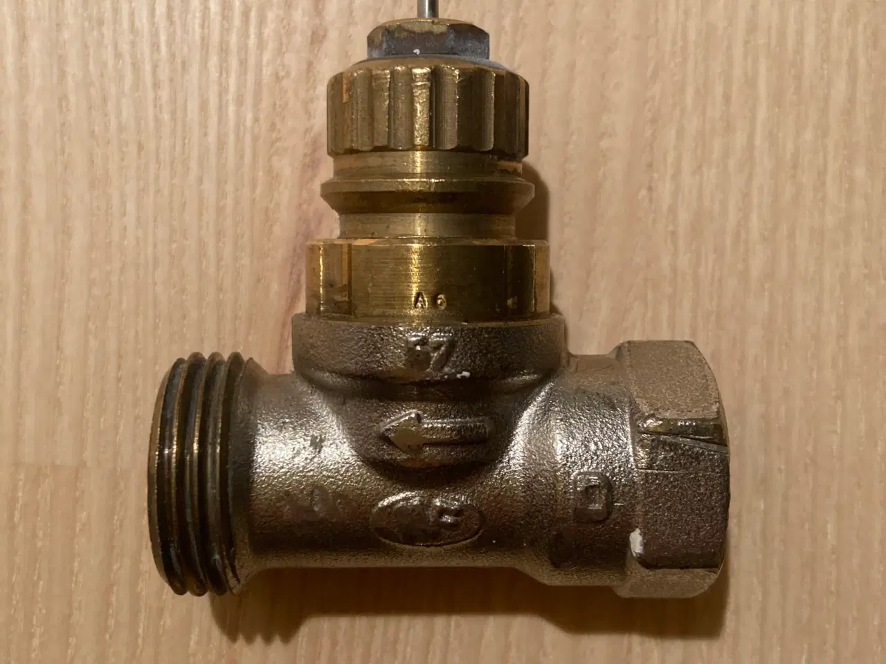 Billede 1 - 3/8” ligeløb radiatorventil