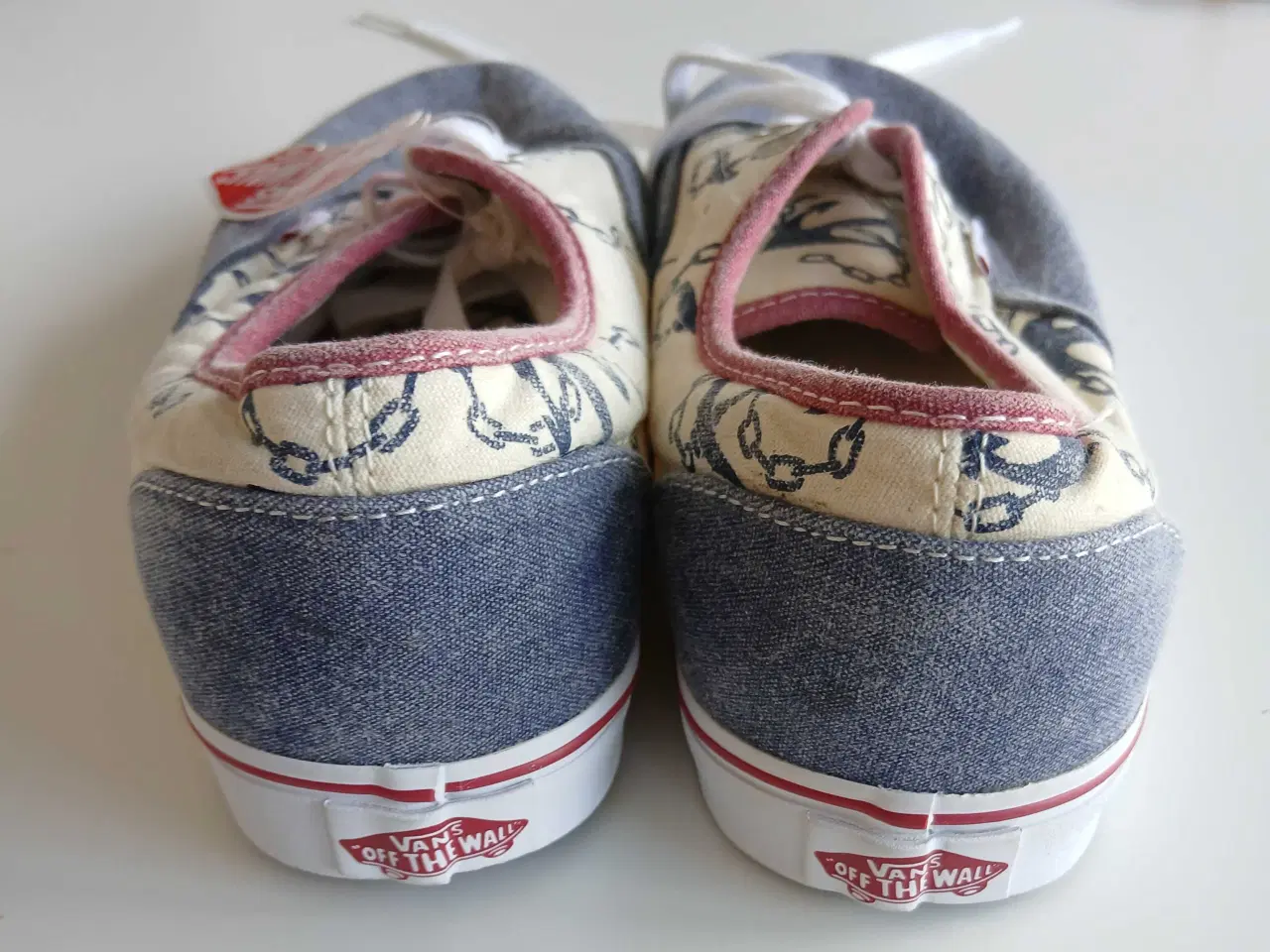 Billede 2 -  Sko. Vans. US. 7 / US. 8.5