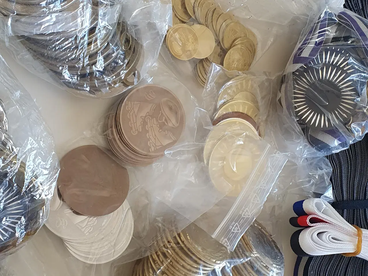 Billede 5 - Nye sports medaljer 