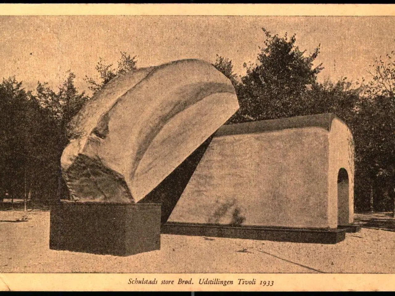 Billede 1 - Schulstads store Brød - Udstillingen i Tivoli 1933 - u/n