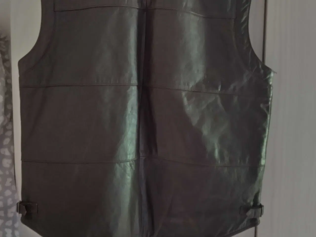 Billede 2 - Harkila jagt læder vest