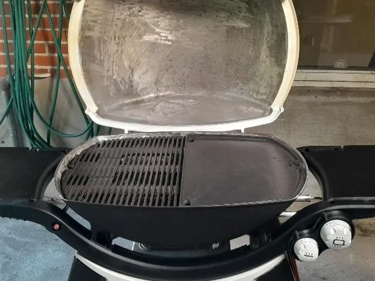 Billede 2 - Weber Q300 gasgrill.