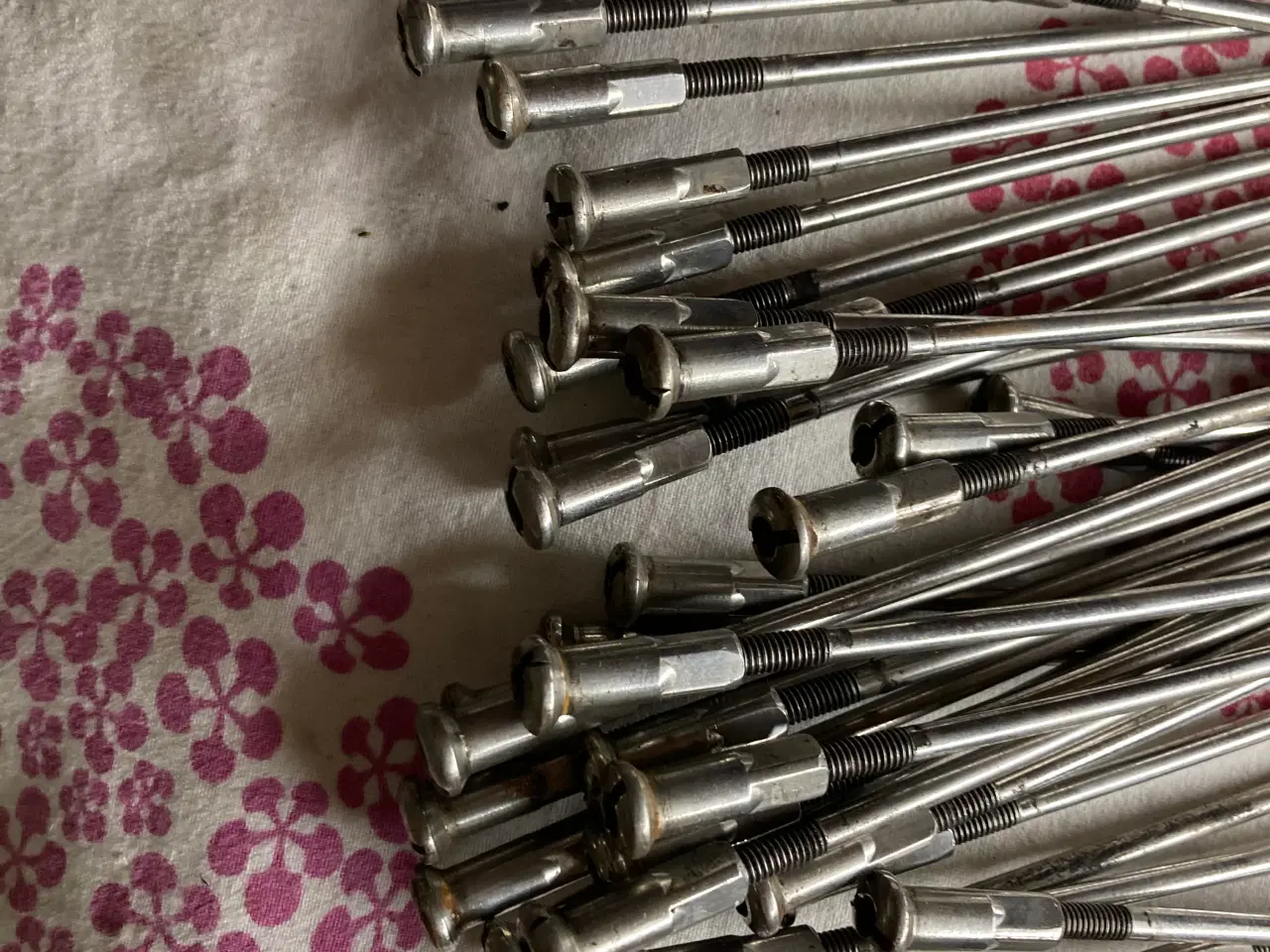 Billede 1 - Harley eger, brugte, 22 cm, 40 stk. rustfri