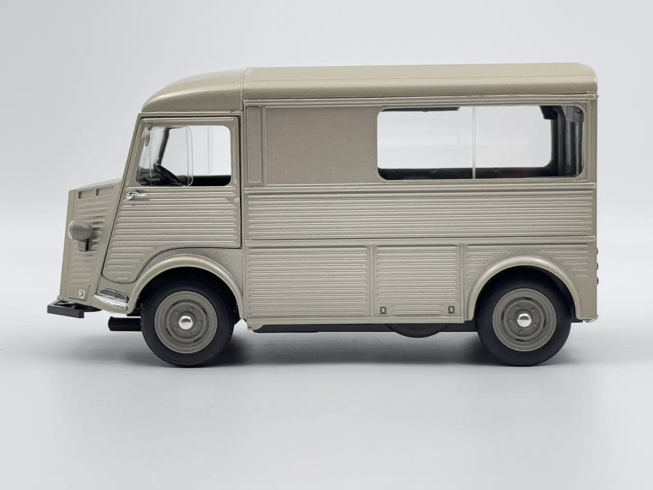 Billede 3 - 1962 Citroën Type HY 1:18