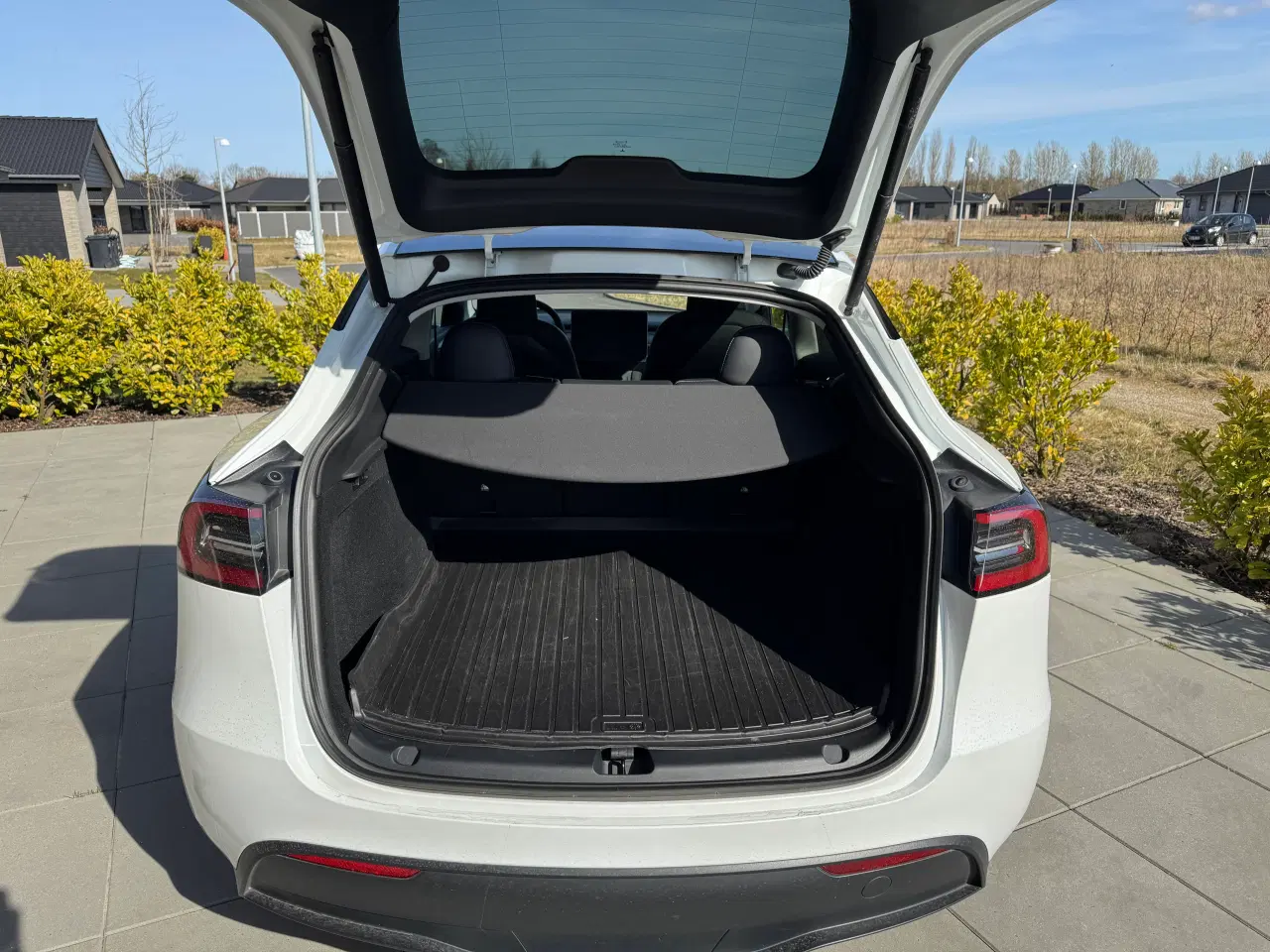 Billede 3 - Tesla Model Y LR AWD
