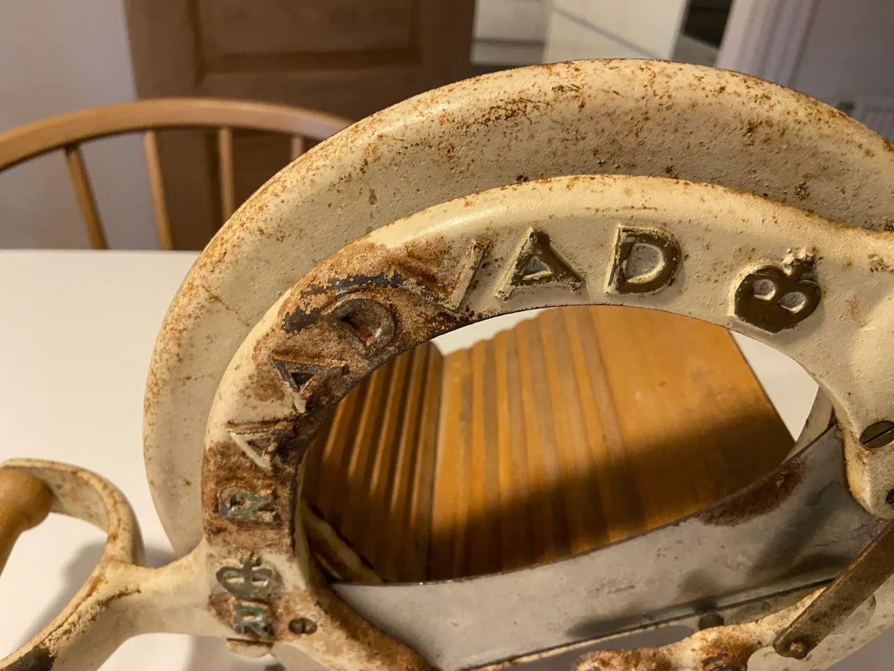 Billede 2 - Raadvad brødskærer til pynt og dekoration