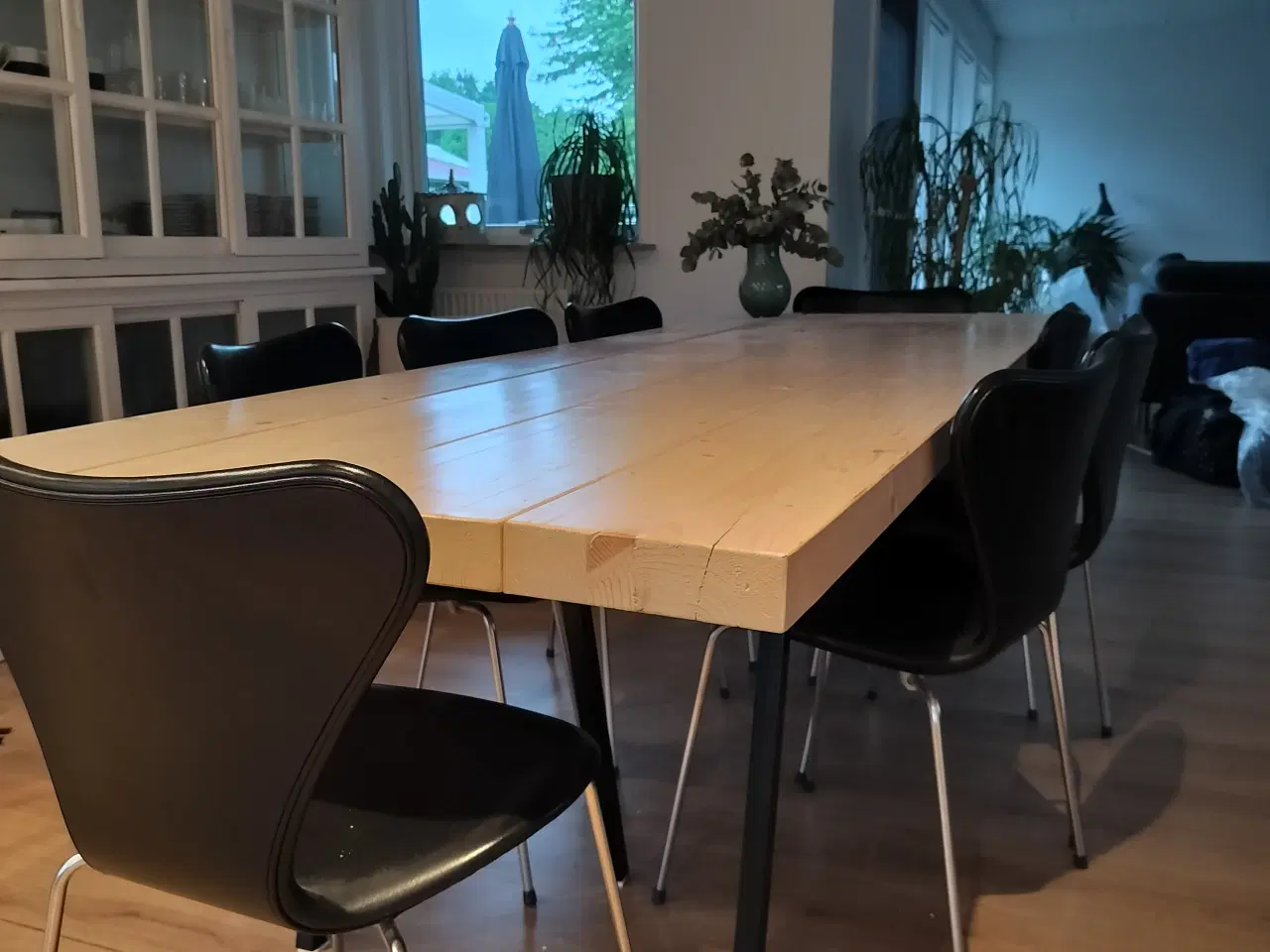 Billede 1 - Super fedt spisebord med Hay ben, 94*260, byd