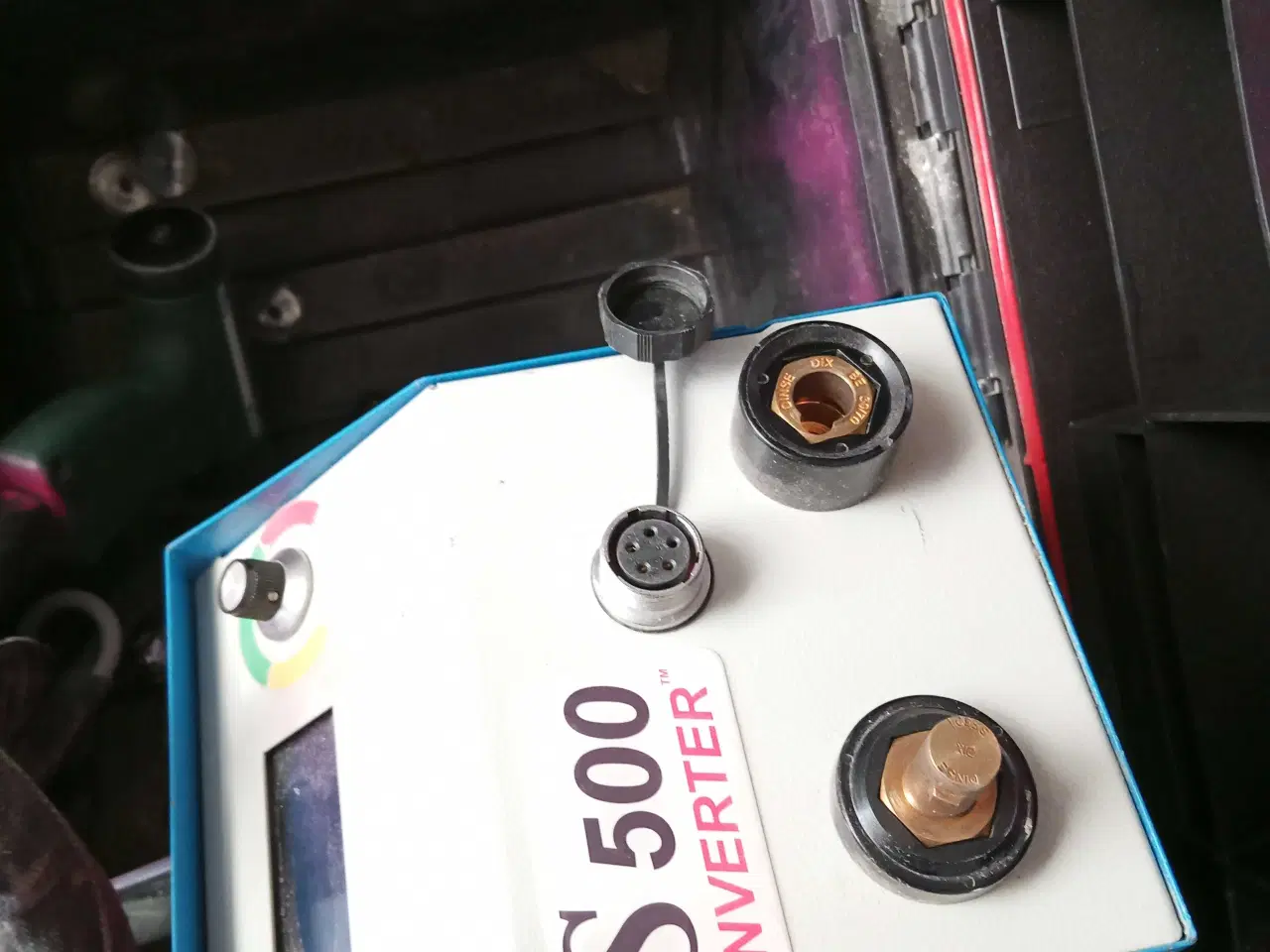 Billede 2 - En svejser til isolering af ventilationsanlæg 