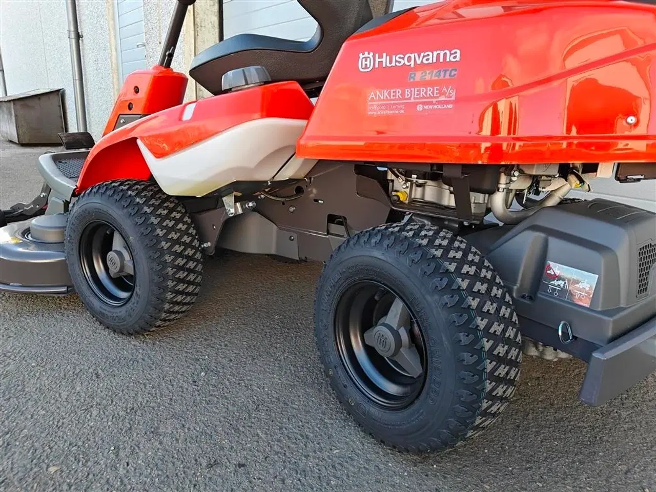 Billede 5 - Husqvarna R 214TC Comfort - 103cm klippebord