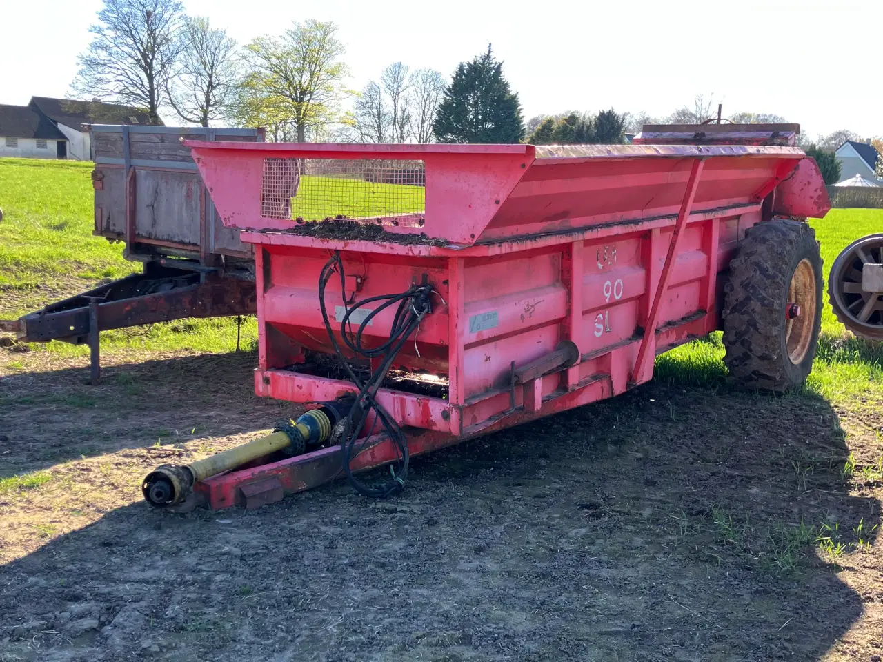 Billede 3 - Um 90møgspreder