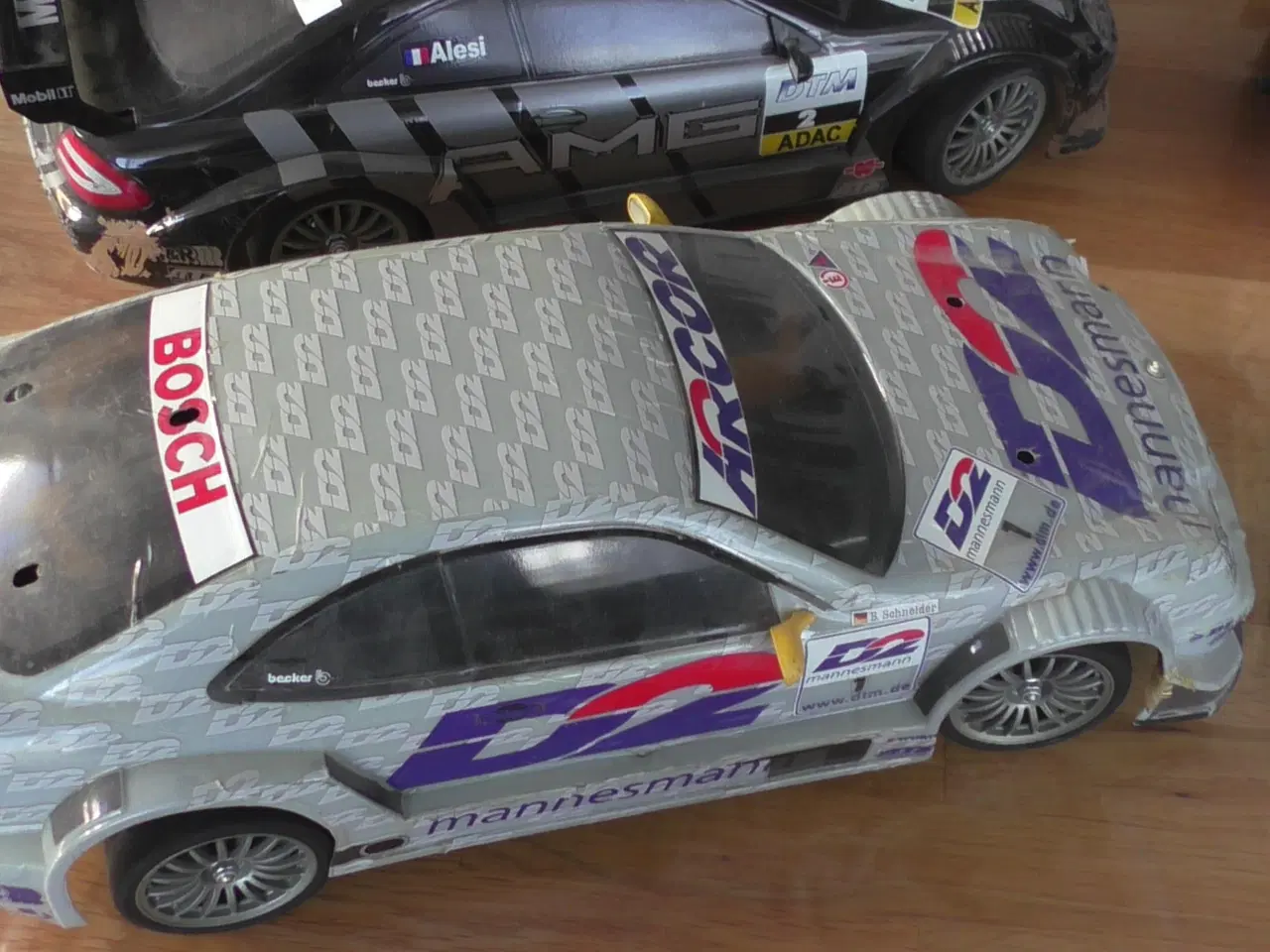 Billede 2 - 4 Styk fjernstyret biler