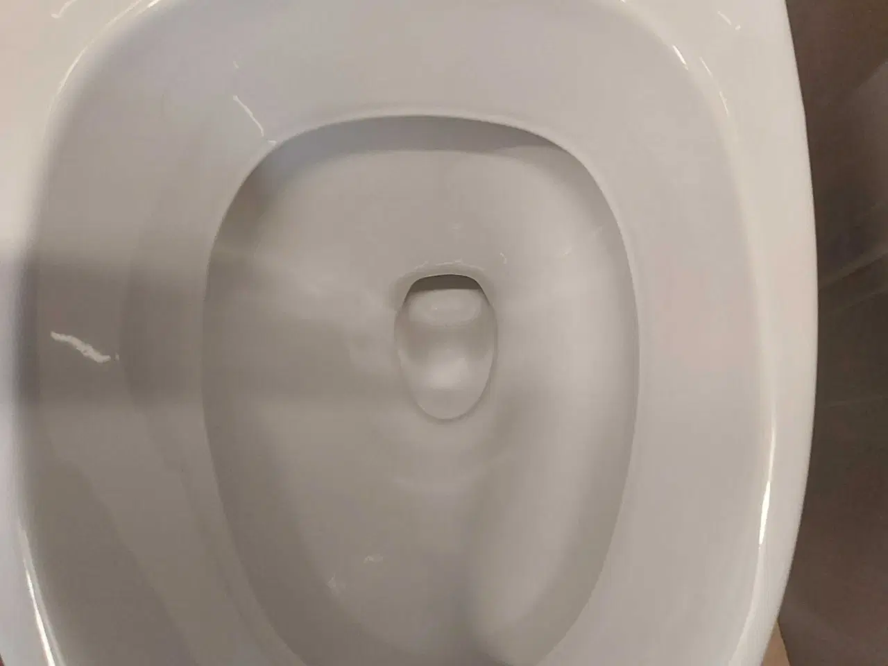 Billede 3 - Toilet med p lås med sæde ifø sign. Ubrugt ( annon