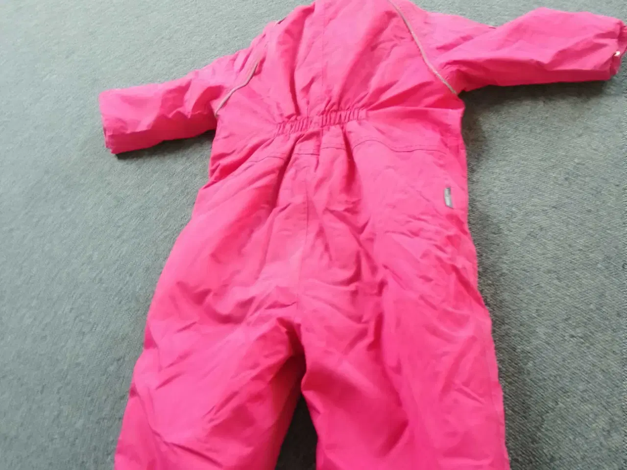 Billede 2 - Flyverdragt str 92 