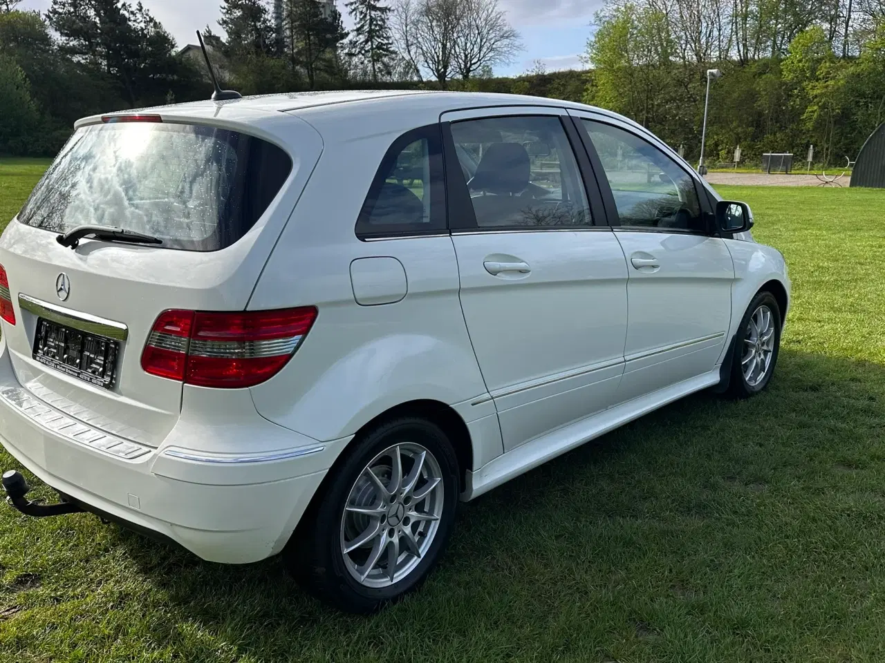 Billede 6 - Flot velholdt Mercedes, bliv billigt kørende.