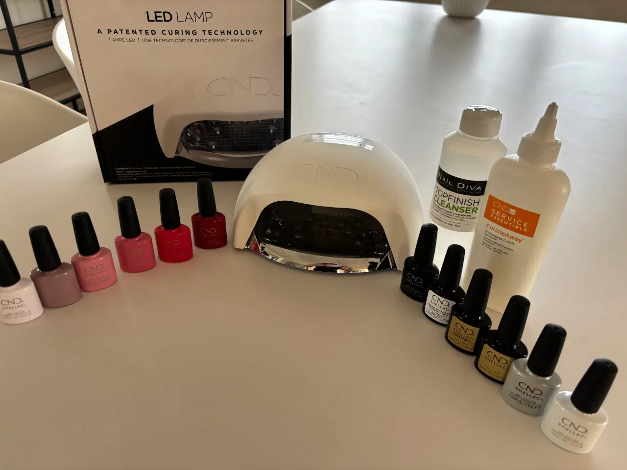 Billede 1 - CND shellac sæt - som nyt